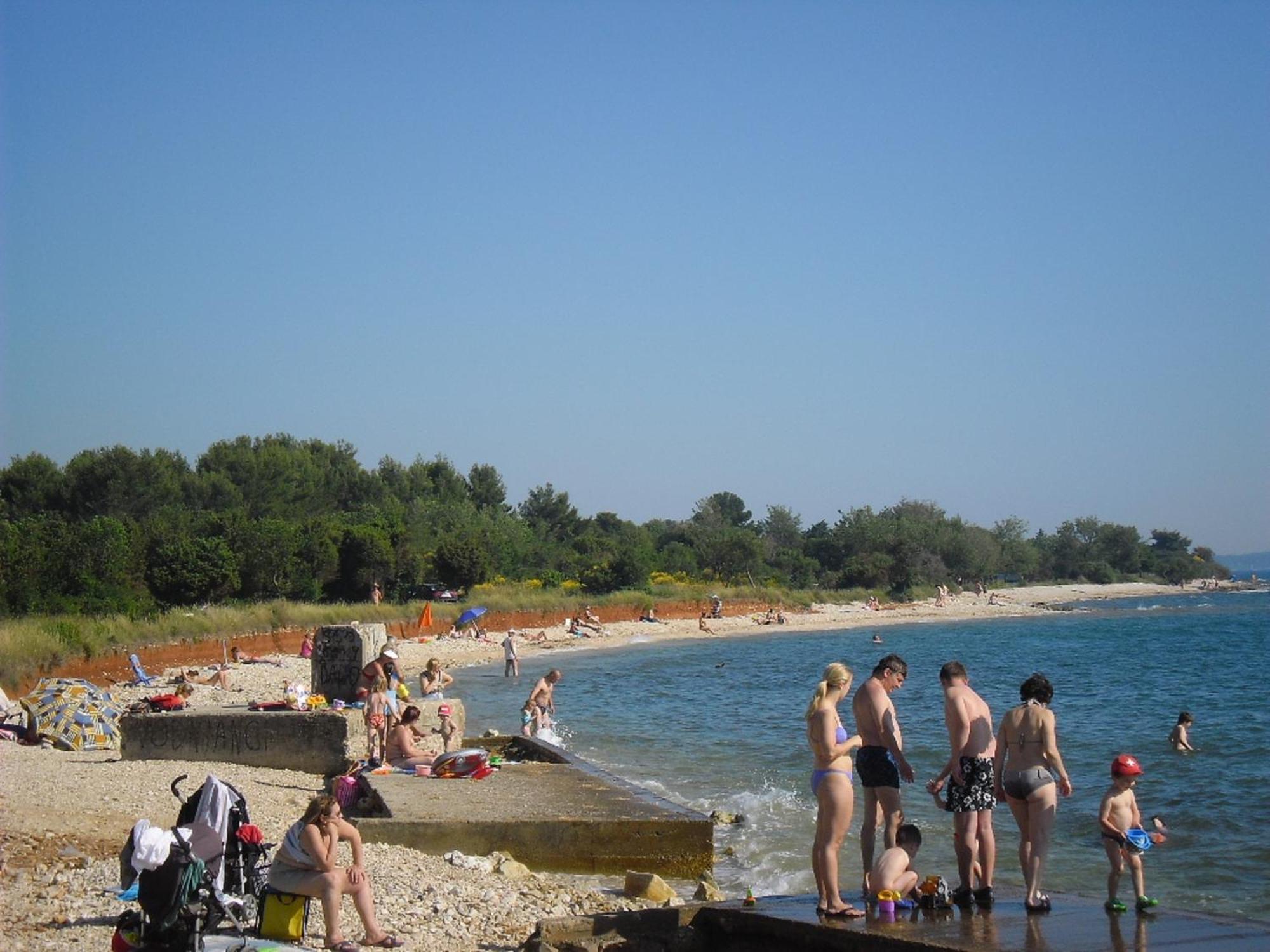 Apartments Nesic Peroj Фажана Экстерьер фото